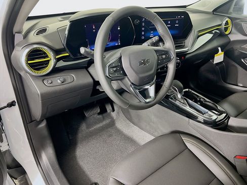 New 2026 Chevrolet Trax ACTIV w/ Driver Confidence Package image 9