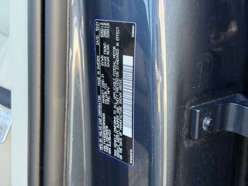 Certified 2022 Volvo XC90 T5 Momentum image 35