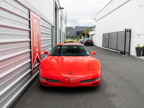 Used 2001 Chevrolet Corvette Z06 w/ Memory Pkg RWD image 26