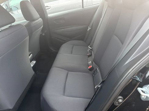 Used 2025 Toyota Corolla LE FWD image 3