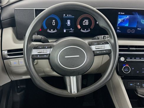 Used 2025 Hyundai Tucson SEL FWD image 18