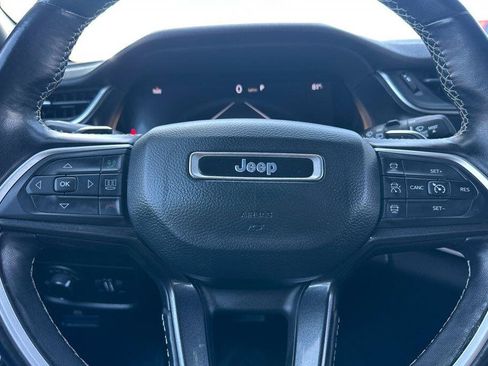Used 2022 Jeep Grand Cherokee L Laredo RWD image 24