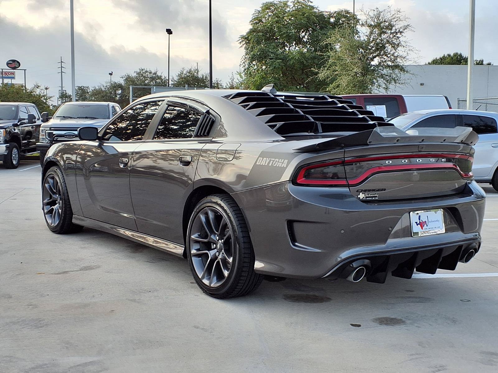 Used 2023 Dodge Charger R/T w/ Daytona Edition Group RWD image 2