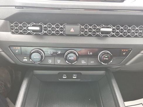 Used 2023 Honda Accord EX image 25