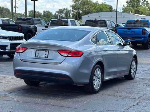 Used 2016 Chrysler 200 LX FWD image 30