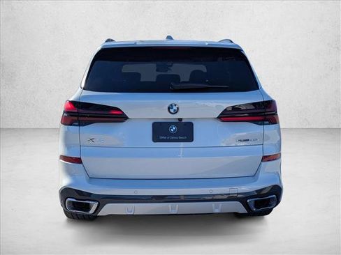 Used 2026 BMW X5 sDrive40i w/ M Sport Package RWD image 7