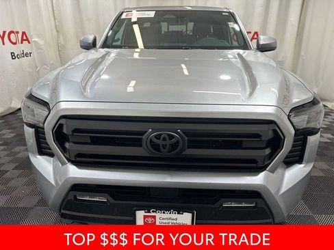 Used 2025 Toyota Tacoma SR5 image 2