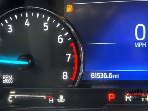 Used 2022 Ford Explorer XLT w/ Equipment Group 202A image 18