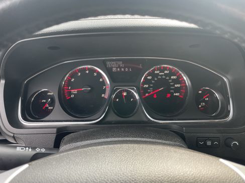 Used 2015 GMC Acadia SLT w/ Technology Package AWD/4WD image 18