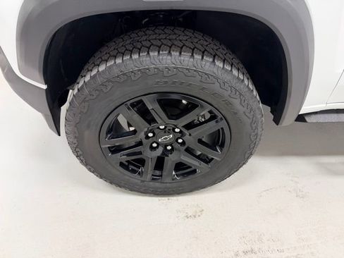 Certified 2024 Chevrolet Colorado Trail Boss image 19