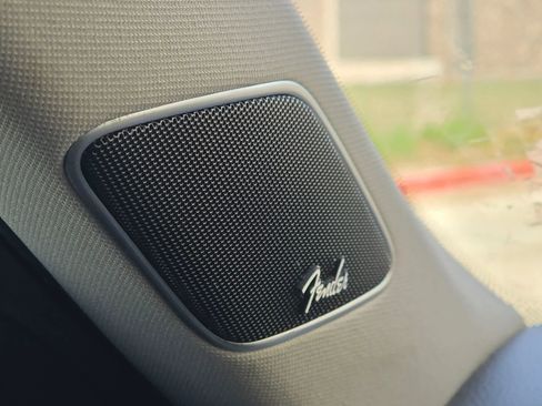 Used 2013 Volkswagen Jetta SEL image 28