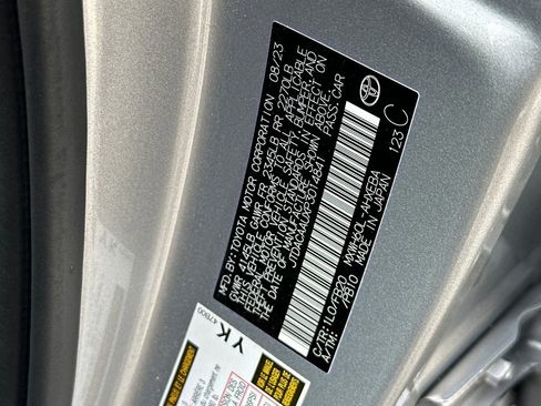 Used 2023 Toyota Prius LE image 29