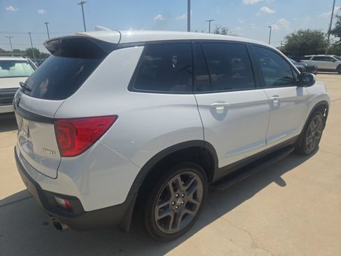 Used 2023 Honda Passport EX-L image 3