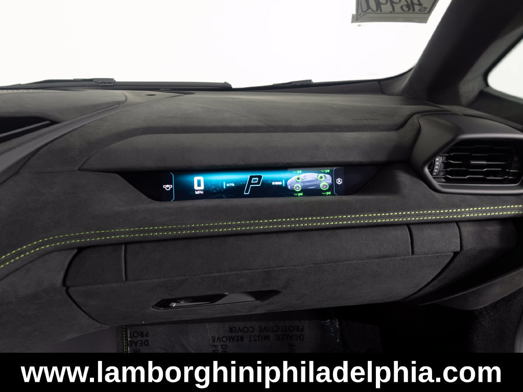 Used 2026 Lamborghini Temerario AWD/4WD image 30
