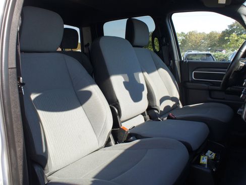 Used 2024 RAM 2500 Big Horn image 24