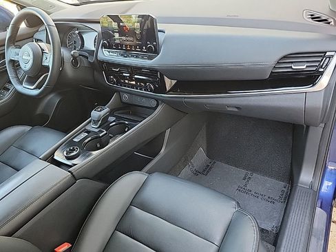 Certified 2022 Nissan Rogue SL w/ SL Premium Package image 14