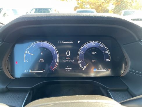 New 2025 Jeep Grand Cherokee Altitude image 21