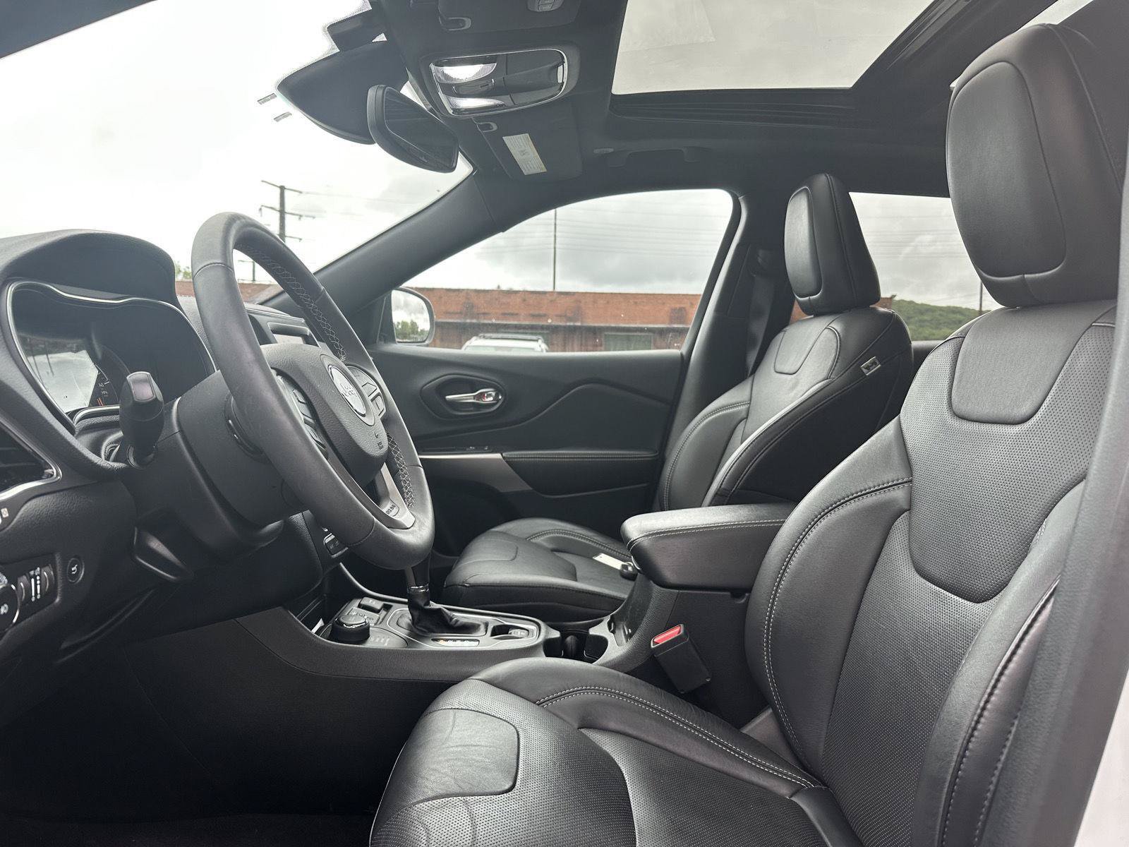 Used 2021 Jeep Cherokee Latitude Lux 80th Anniv w/ Quick Order Package 26U 80TH AWD/4WD image 11