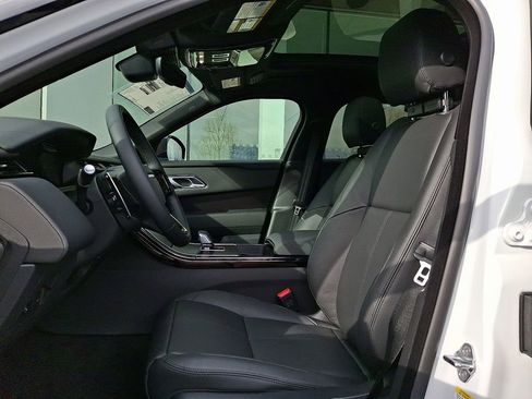 New 2026 Land Rover Range Rover Velar Dynamic SE AWD/4WD image 9