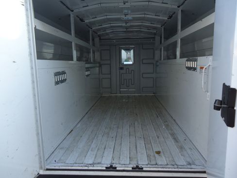 Used 2022 Ford Transit 350 w/ Interior Upgrade Package RWD image 11