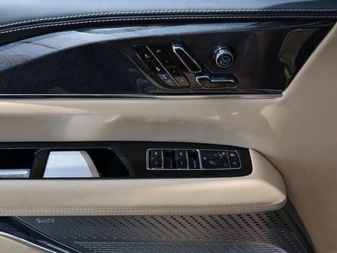 New 2025 Cadillac Escalade IQ Luxury 2 image 24