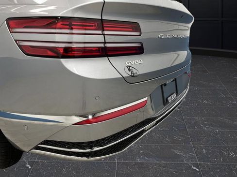 Used 2025 Genesis GV80 3.5T Prestige image 37