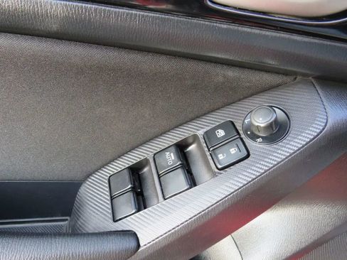 Used 2016 MAZDA MAZDA3 i Sport image 38