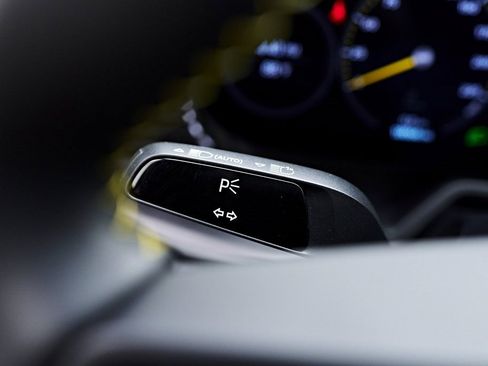 Used 2022 Porsche 911 GT3 image 54