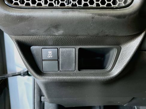 Used 2025 Honda HR-V Sport image 10