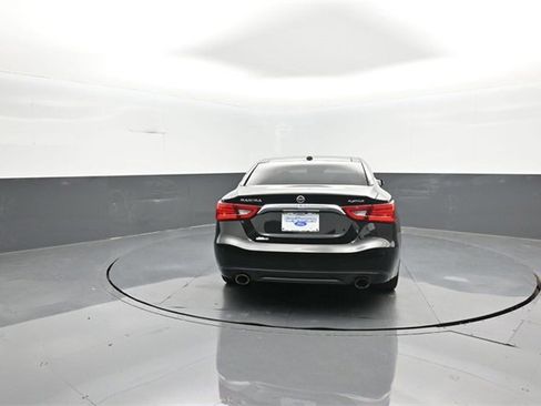 Used 2018 Nissan Maxima Platinum image 6