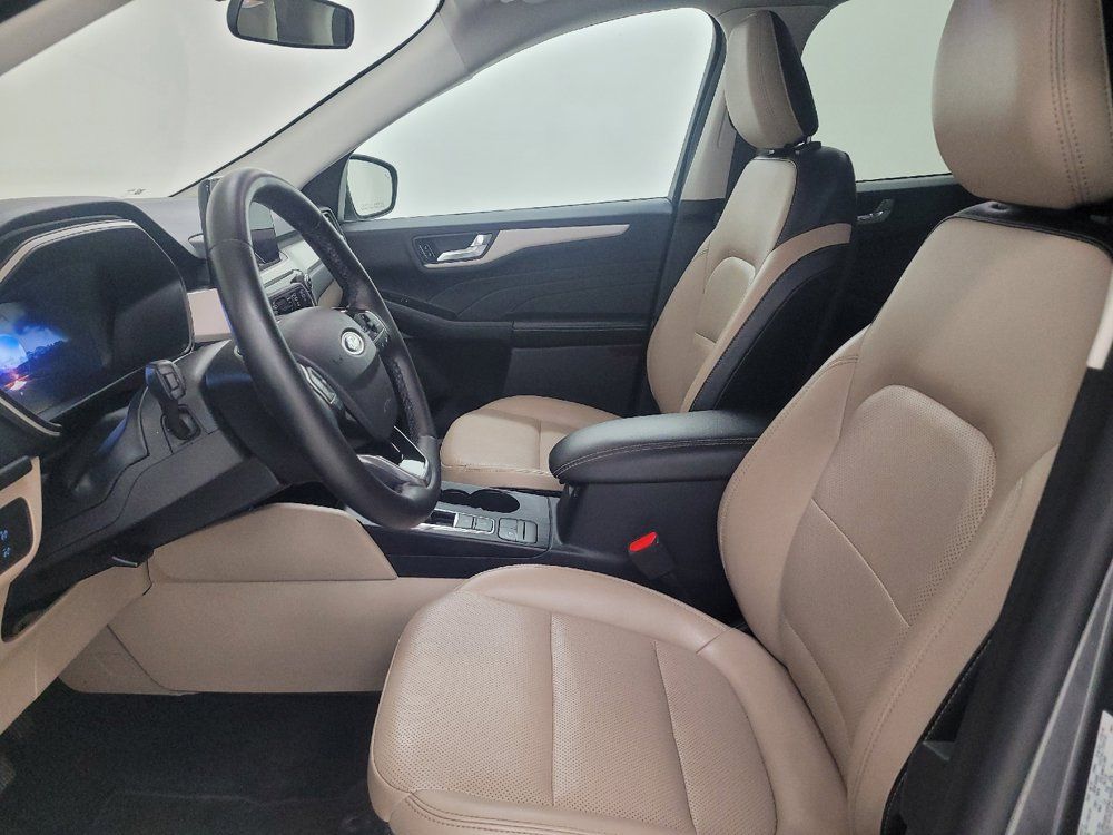 Used 2021 Ford Escape SEL w/ Technology Package AWD/4WD image 17