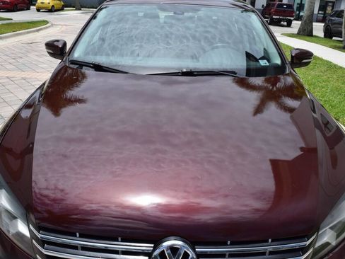 Used 2013 Volkswagen Passat TDI SEL Premium FWD image 10