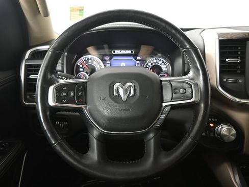 Used 2019 RAM 1500 Laramie AWD/4WD image 37