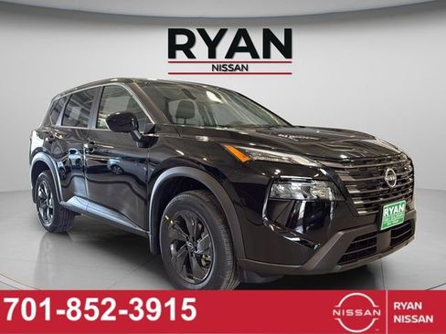 New 2026 Nissan Rogue SV w/ Cold Weather Package AWD/4WD image 9