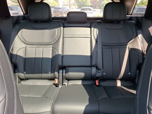 New 2025 Land Rover Range Rover Sport Dynamic SE image 15