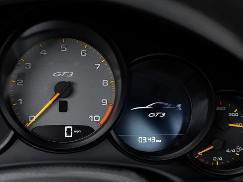 Used 2018 Porsche 911 GT3 image 36