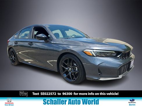 Used 2025 Honda Civic Sport image 1