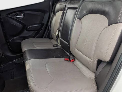 Used 2011 Hyundai Tucson Limited w/ Premium Pkg 3 image 13