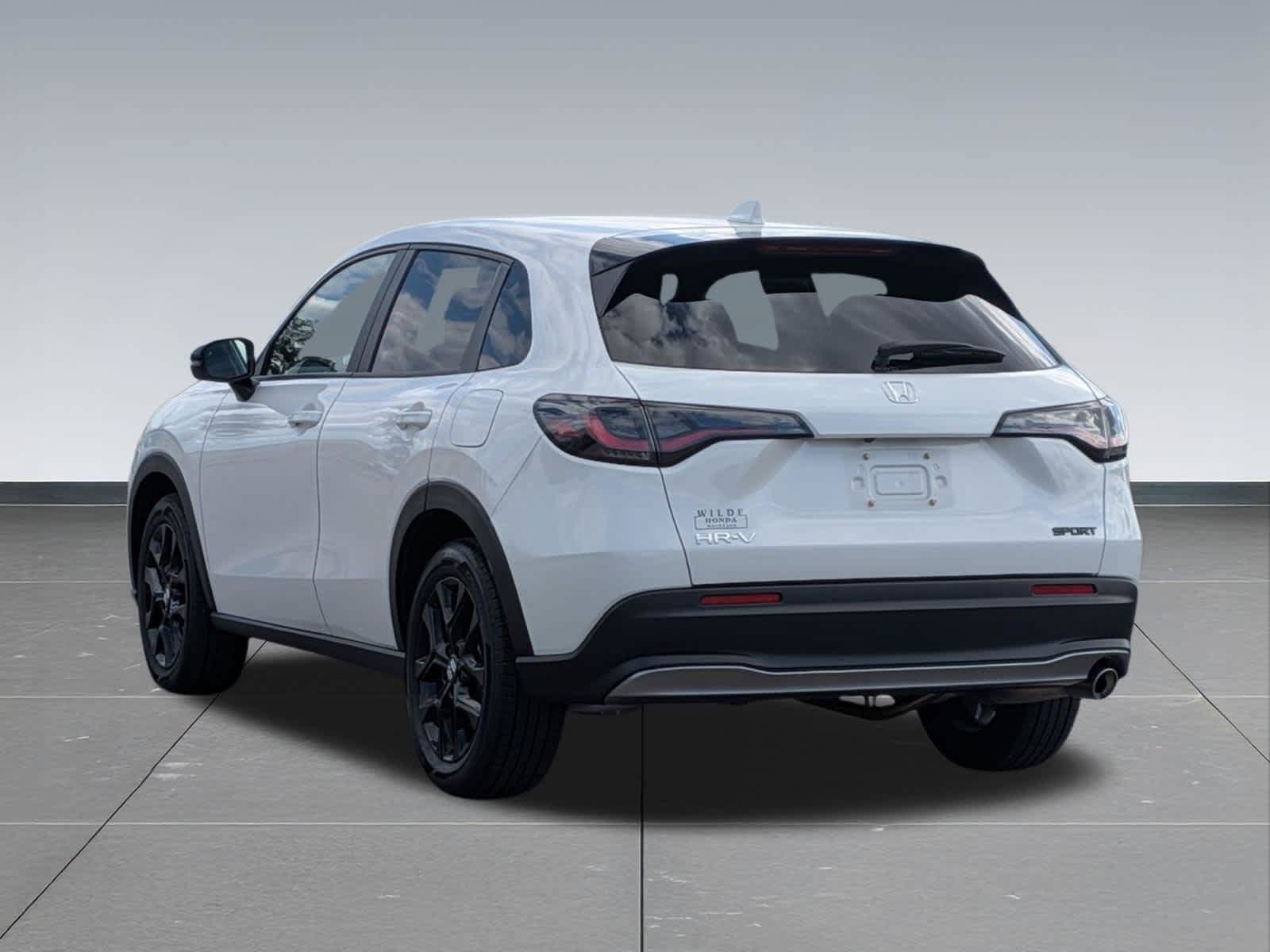 Certified 2025 Honda HR-V Sport image 4