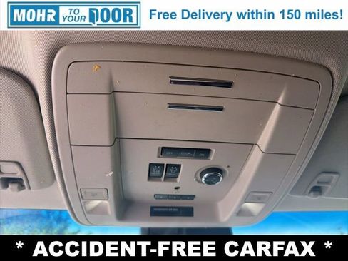 Used 2020 Chevrolet Suburban Premier AWD/4WD image 28