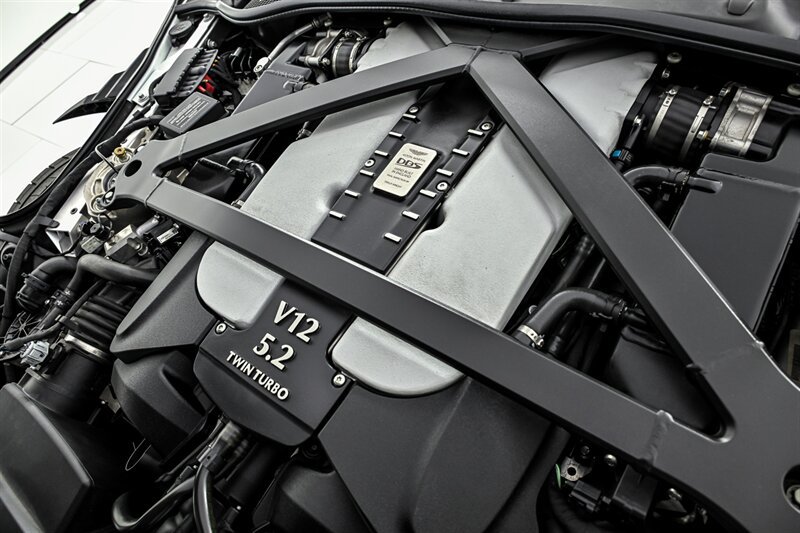 Used 2019 Aston Martin DBS Superleggera RWD image 27