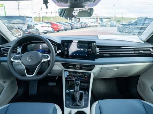 New 2026 Volkswagen Jetta SE image 30