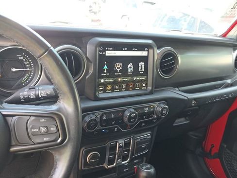 Used 2023 Jeep Wrangler Unlimited w/ Cold Weather Group AWD/4WD image 6