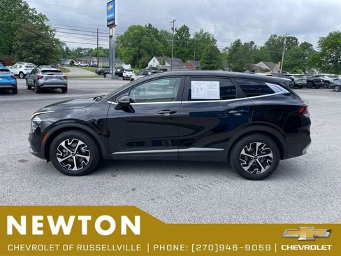 Used 2025 Kia Sportage EX FWD image 45
