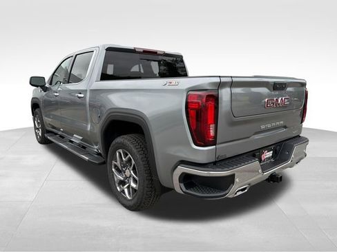 New 2026 GMC Sierra 1500 SLT AWD/4WD image 5