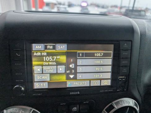 Used 2015 Jeep Wrangler Unlimited Sport image 9