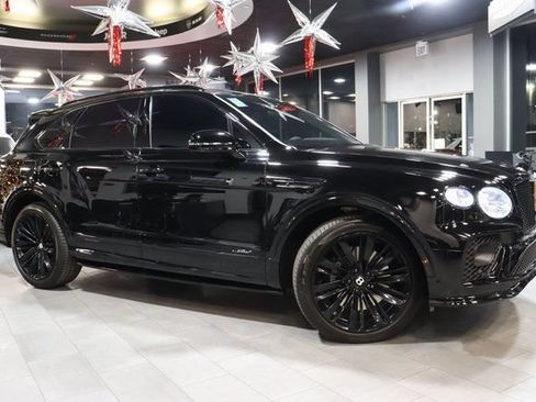 Used 2021 Bentley Bentayga Speed AWD/4WD image 1