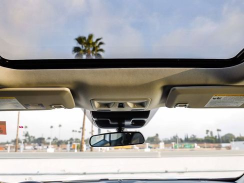 Used 2025 Ford Maverick Lobo image 19