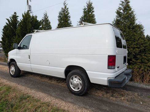 Used 2010 Ford E-150 and Econoline 150 image 4