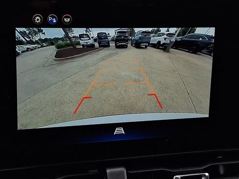Used 2025 Chevrolet Equinox LT AWD/4WD image 18
